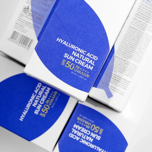 Isntree - Hyaluronic Acid Natural Sun Cream SPF50+/PA++++ - Krem z Filtrem Mineralnym - 50ml