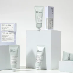 Logically, Skin - First Hand Cream - Nawilżający Krem do Rąk - 50g